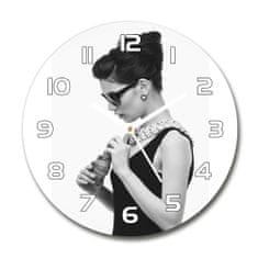 Wallmuralia Skleněné hodiny kulaté Žena v brýlích bílé fi 30 cm