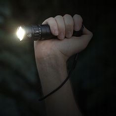Basic Taktická LED svítilna USB Searchlight Strong Lamp PRO