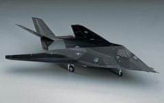 INTEREST 1:72 - Lockheed F-117A Nighthawk.