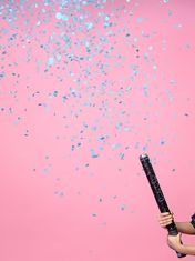 PartyDeco Vystřelovací konfety Gender Reveal modré 60cm