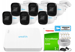 Uniview Sada 6 IP kamer monitorujících 2MPX PoE rekordér