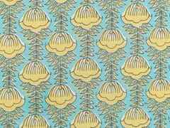 Beliani Bavlněný polštář květinový vzor 45 x 45 cm modrý/ žlutý WAKEGI