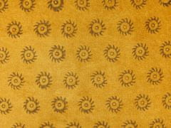 Beliani Sametový polštář 45 x 45 cm žlutý RAPIS