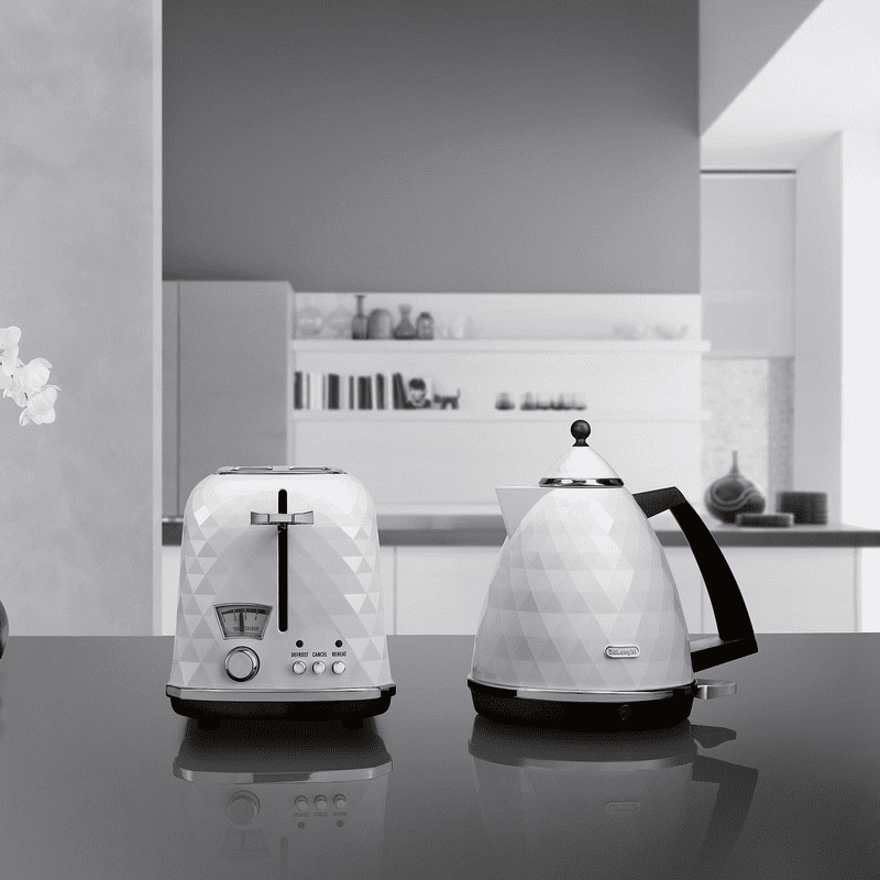   De'Longhi Brillante KBJ 2001.W 