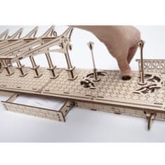 UGEARS 3D mechanický model - Vlakové nádraží