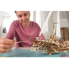 3D mechanický model - Loď Trimaran Merihobus