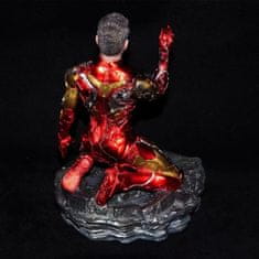 INTEREST Marvel - Sběratelská figurka Iron Man - klečící s luskající prsty.