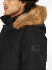 Tommy Hilfiger Černá pánská zimní bunda s odepínací kapucí a umělým kožíškem Tommy Hilfiger M