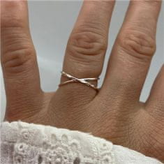 NUBIS Překřížený stříbrný prsten tepaný - velikost universální