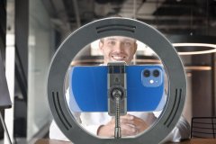 CellularLine Tripod Cellularline Selfie Ring s LED osvětlením pro selfie fotky a videa, černý